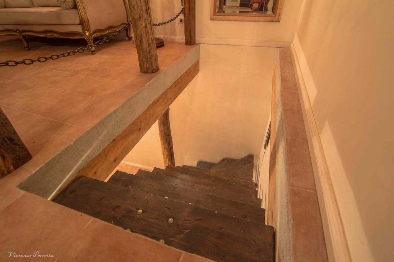 Villa L' Alcova Del Conte à Dragoni  Extérieur photo