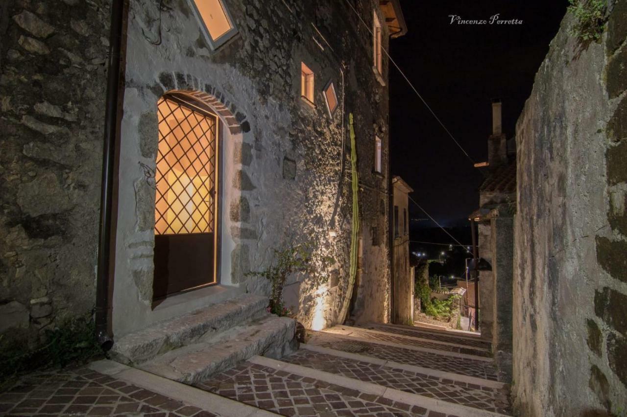 Villa L' Alcova Del Conte à Dragoni  Extérieur photo
